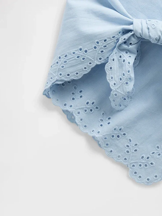 Bandana-Schal aus 100 % Baumwolle mit Lochstickerei