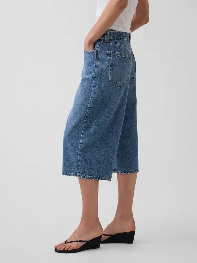 Barrel-Culotte-Jeans mit hoher Leibhöhe und Gürtel