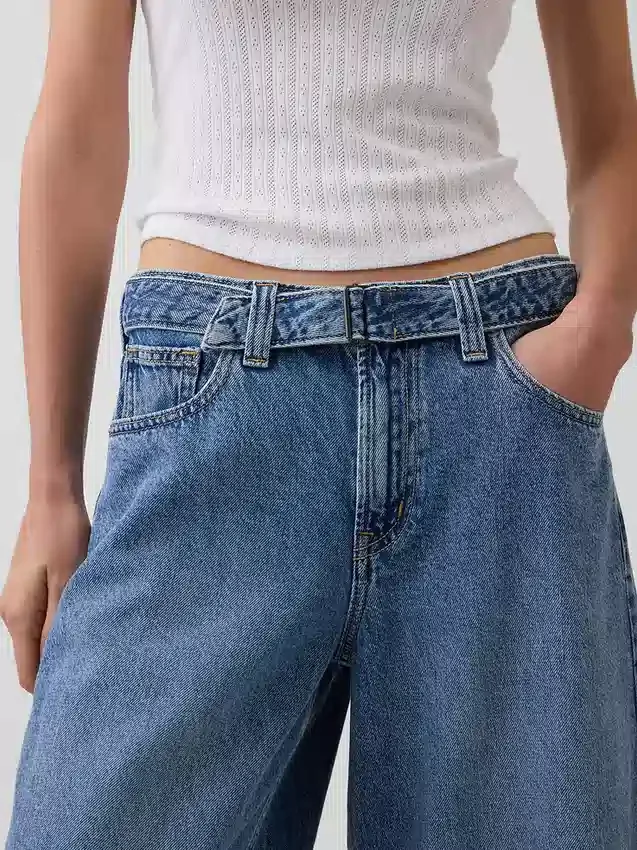 Barrel-Culotte-Jeans mit hoher Leibhöhe und Gürtel