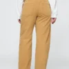 Barrel-Jeans mit hoher Leibhöhe
