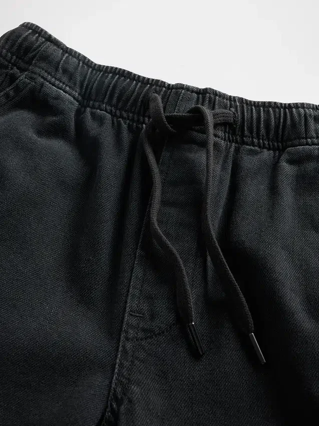 Barrel-Jeans mit hoher Leibhöhe