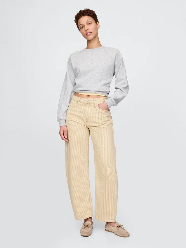 Barrel-Jeans mit hoher Leibhöhe und khakifarbenen Streifen