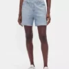 Bedruckte Denim-Shorts aus Strick mit mittlerer Leibhöhe
