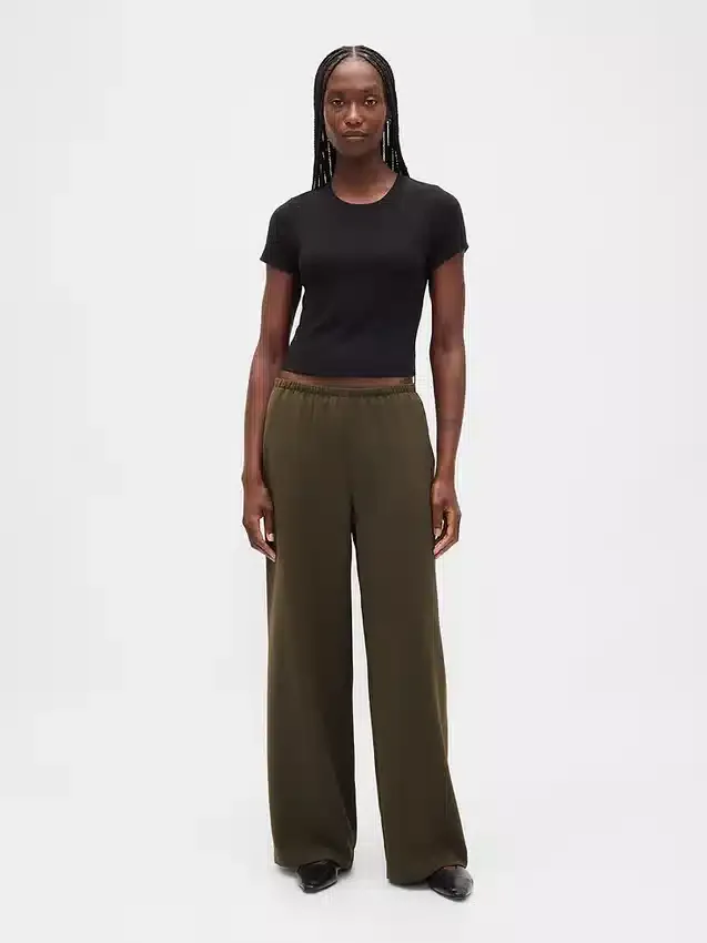 Bequeme Hose mit weitem Bein