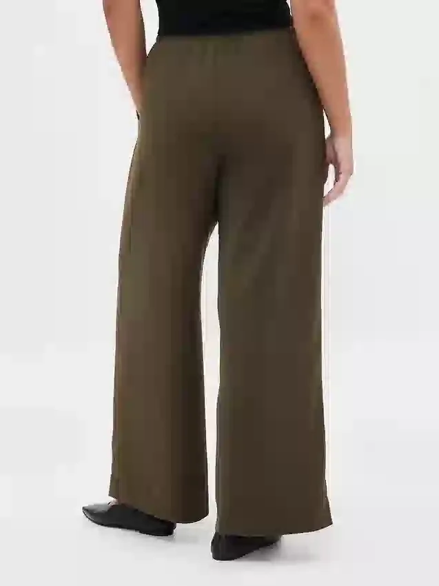 Bequeme Hose mit weitem Bein