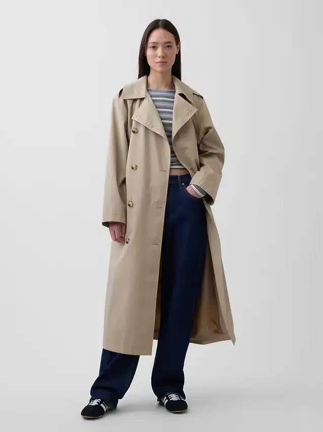 Übergroßer Trenchcoat