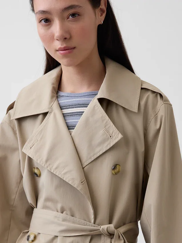 Übergroßer Trenchcoat