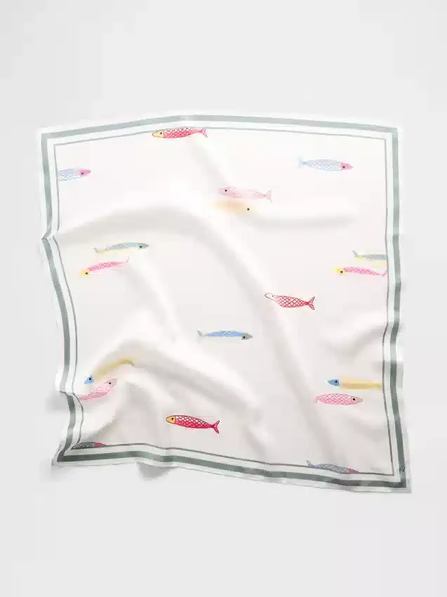 Übergroßes Bandana aus 100 % Seide
