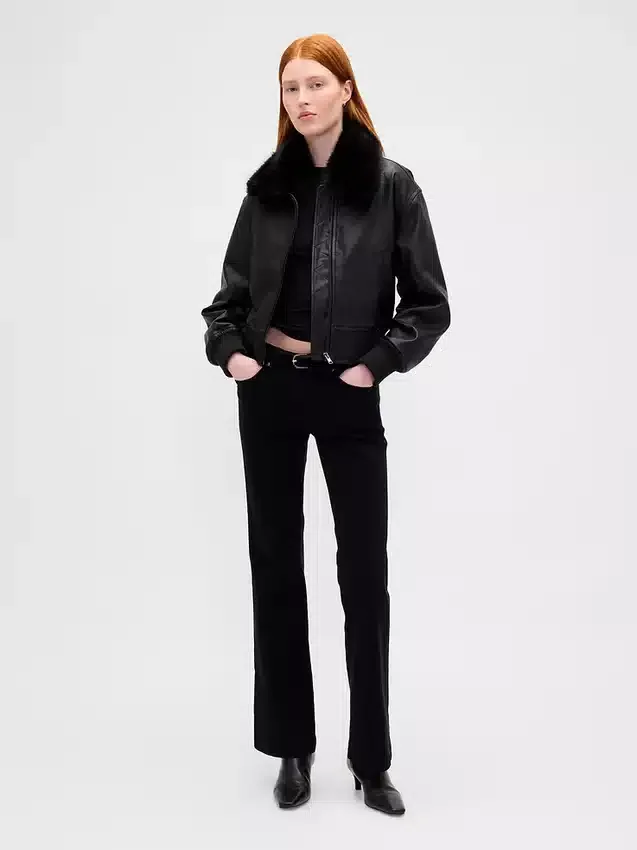 Bomberjacke aus veganem Leder