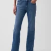 Bootcut-Jeans mit mittlerer Leibhöhe und lockerer Passform
