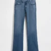 Bootcut-Jeans mit mittlerer Leibhöhe und lockerer Passform