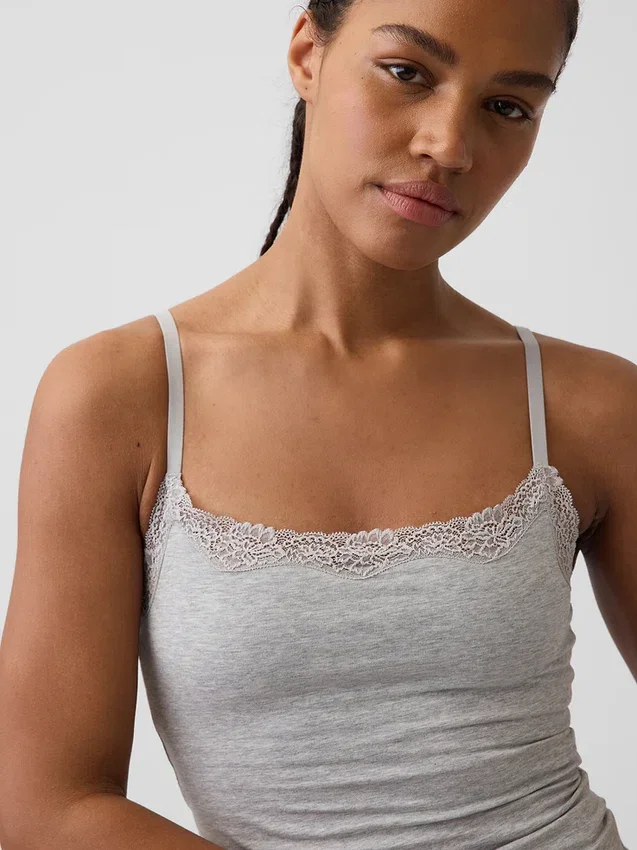 Cami-Top mit integrierten BH-Einsätzen aus Bio-Stretch-Baumwolle mit Spitzenbesatz