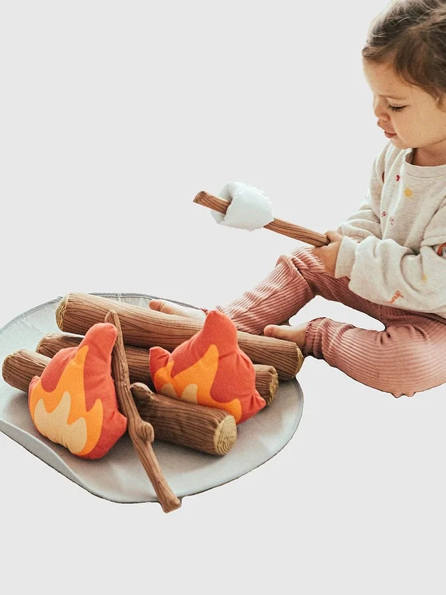 Campout-Lagerfeuer- und S’mores-Spielzeug für Kleinkinder