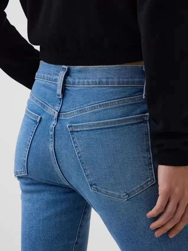Capri-Jeans mit niedriger Leibhöhe