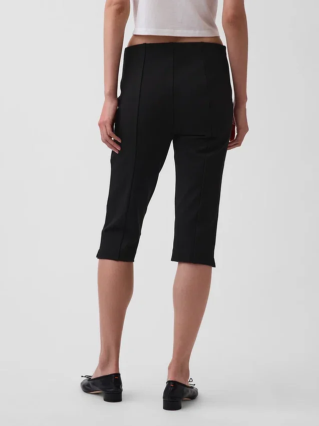 Caprihose mit hoher Leibhöhe aus Doppelstrick