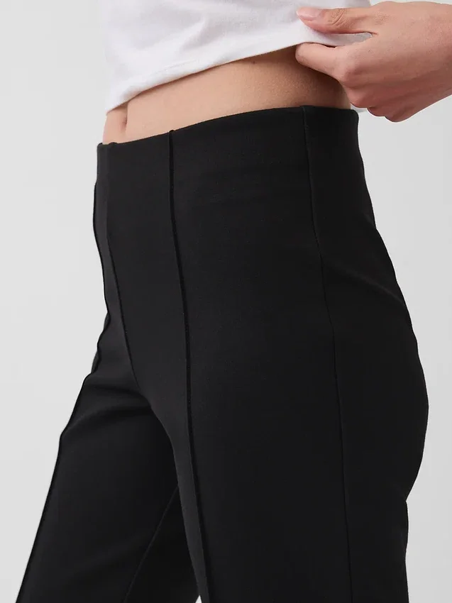 Caprihose mit hoher Leibhöhe aus Doppelstrick