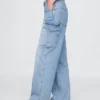 Cargo-Jeans mit mittlerer Leibhöhe im 90er-Jahre-Stil, locker geschnitten