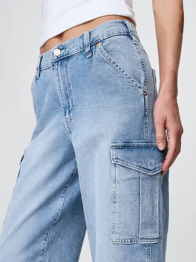 Cargo-Jeans mit mittlerer Leibhöhe im 90er-Jahre-Stil, locker geschnitten