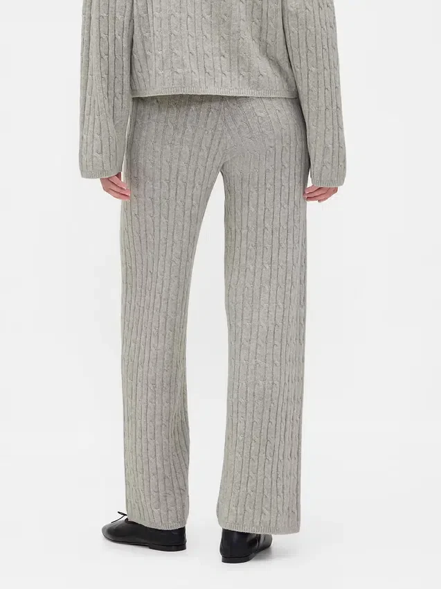 CashSoft-Pullover-Hose mit Zopfmuster