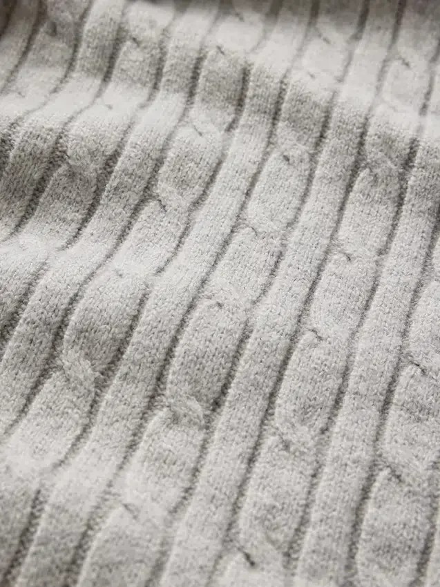 CashSoft-Pullover-Hose mit Zopfmuster