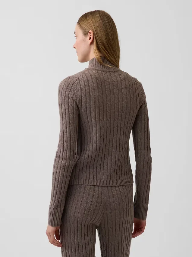 CashSoft-Strickjacke mit Zopfmuster, kurz geschnitten und Reißverschluss