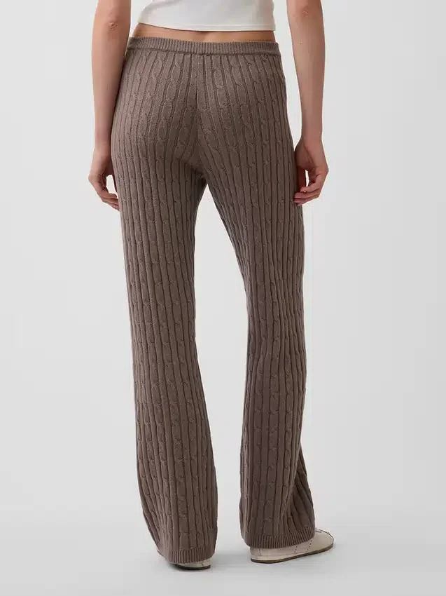 CashSoft-Strickpullover mit Zopfmuster und Bootcut-Hose