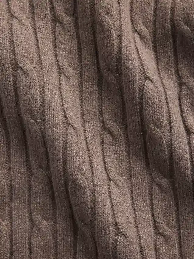 CashSoft-Strickpullover mit Zopfmuster und Bootcut-Hose