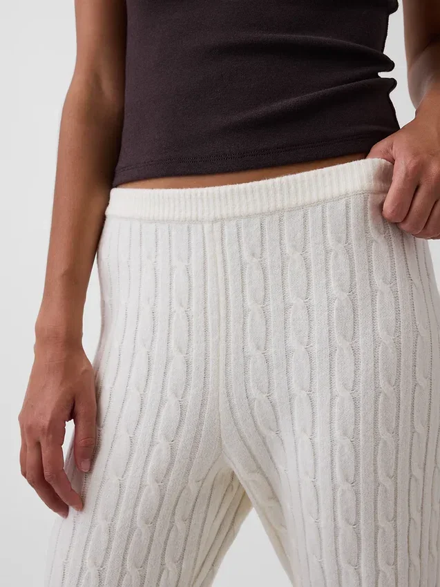 CashSoft-Strickpullover mit Zopfmuster und Bootcut-Hose