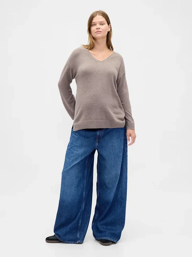 CashSoft-Umstandsmode-Pullover mit V-Ausschnitt