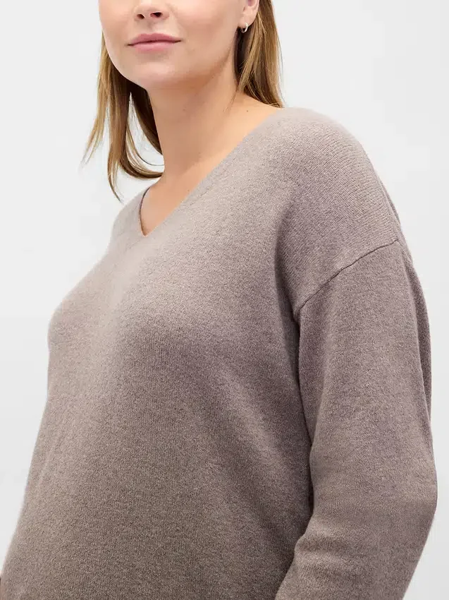 CashSoft-Umstandsmode-Pullover mit V-Ausschnitt
