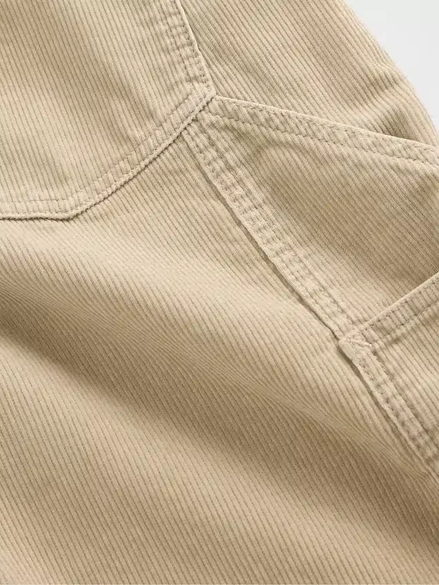 Cord-Carpenter-Hose im 90er-Jahre-Stil, locker geschnitten