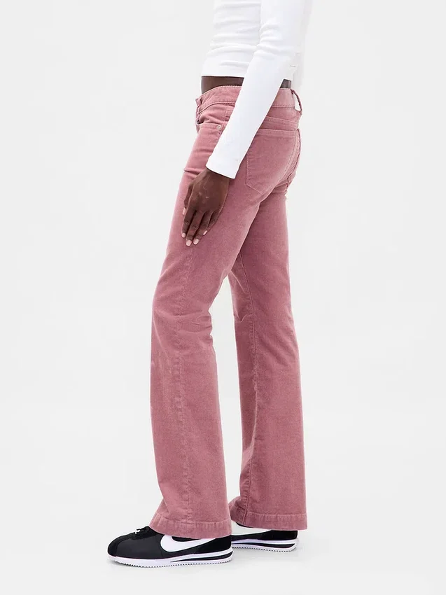 Cord-Jeans mit niedriger Leibhöhe, lang und schmal geschnitten