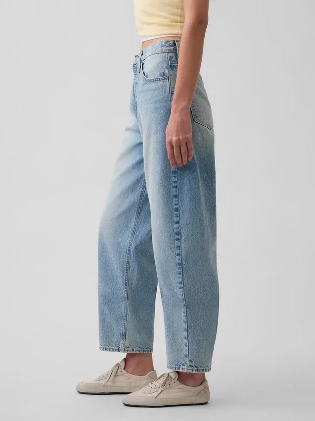 Crop-Jeans mit hoher Leibhöhe im Barrel-Schnitt
