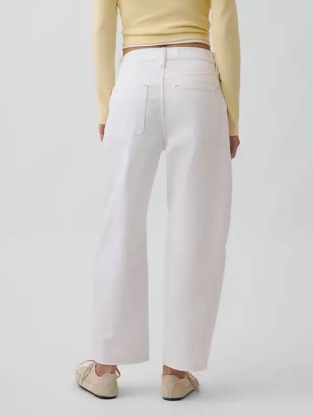 Crop-Jeans mit hoher Leibhöhe im Barrel-Schnitt