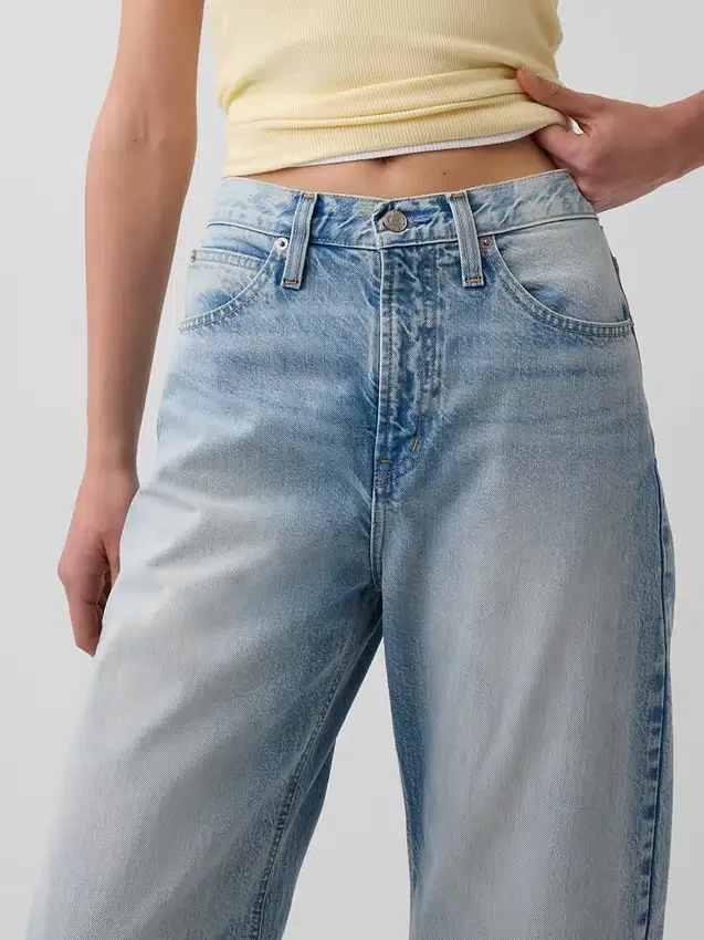Crop-Jeans mit hoher Leibhöhe im Barrel-Schnitt
