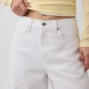 Crop-Jeans mit hoher Leibhöhe im Barrel-Schnitt