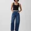 Crop-Jeans mit hoher Leibhöhe und Barrel-Schnitt