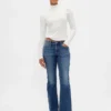 Crop-Rollkragenpullover aus Pointelle-Rippstrick
