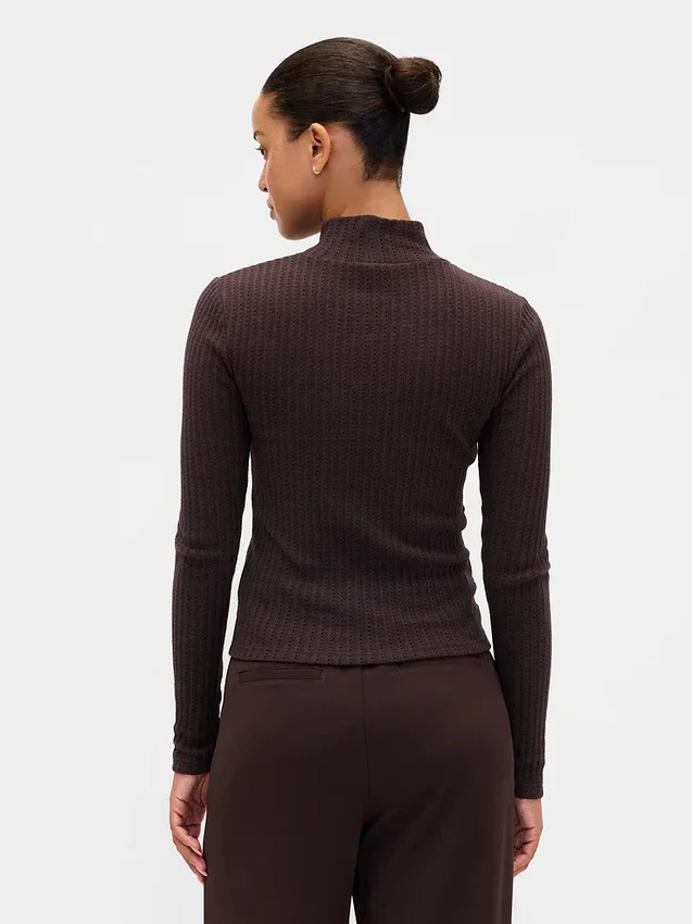 Crop-Rollkragenpullover aus Pointelle-Rippstrick