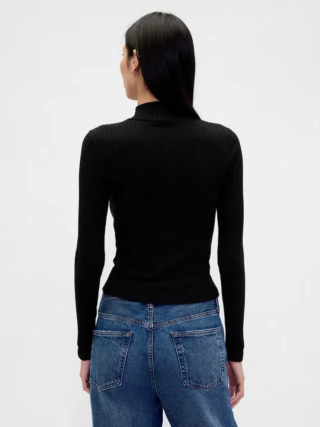 Crop-Rollkragenpullover aus Pointelle-Rippstrick