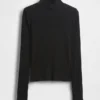 Crop-Rollkragenpullover aus Pointelle-Rippstrick