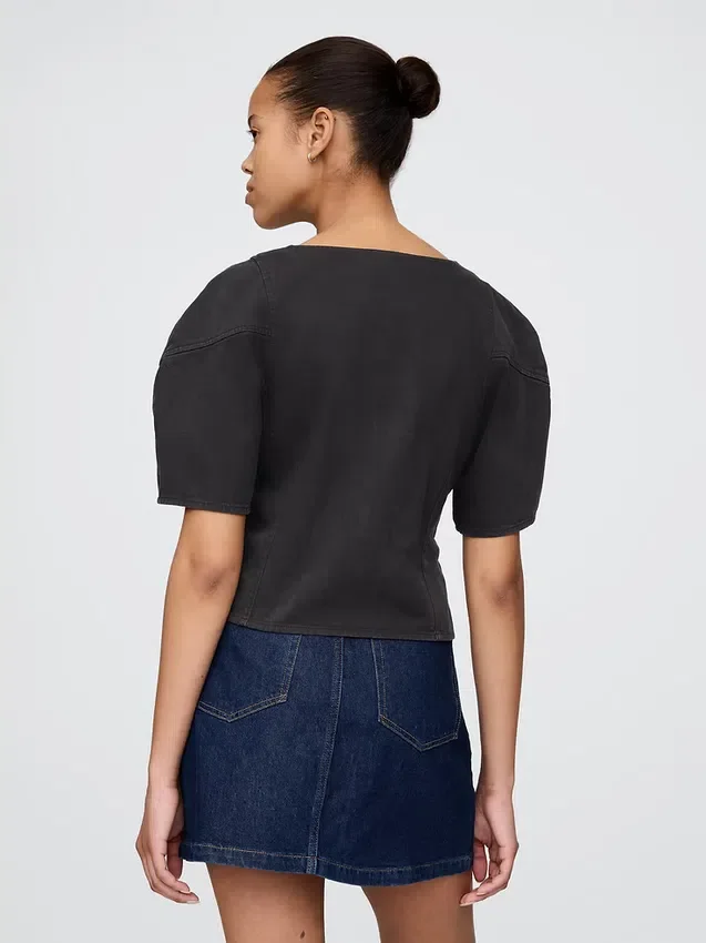 Crop-Shirt aus Denim mit ausgestellten Ärmeln