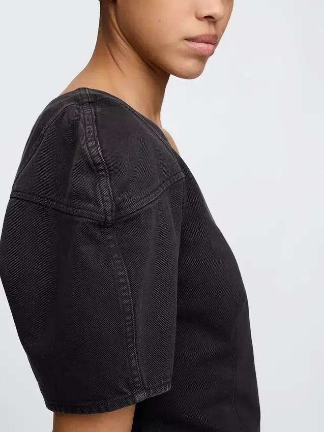 Crop-Shirt aus Denim mit ausgestellten Ärmeln