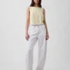 Crop-Top aus Leinenmischung mit Spitzenbesatz am Saum