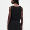 Crop-Top aus Leinenmischung mit Spitzenbesatz am Saum