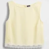 Crop-Top aus Leinenmischung mit Spitzenbesatz am Saum
