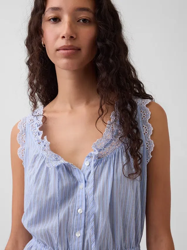 Crop-Top mit Peplum und Ösen-Bindeband vorne
