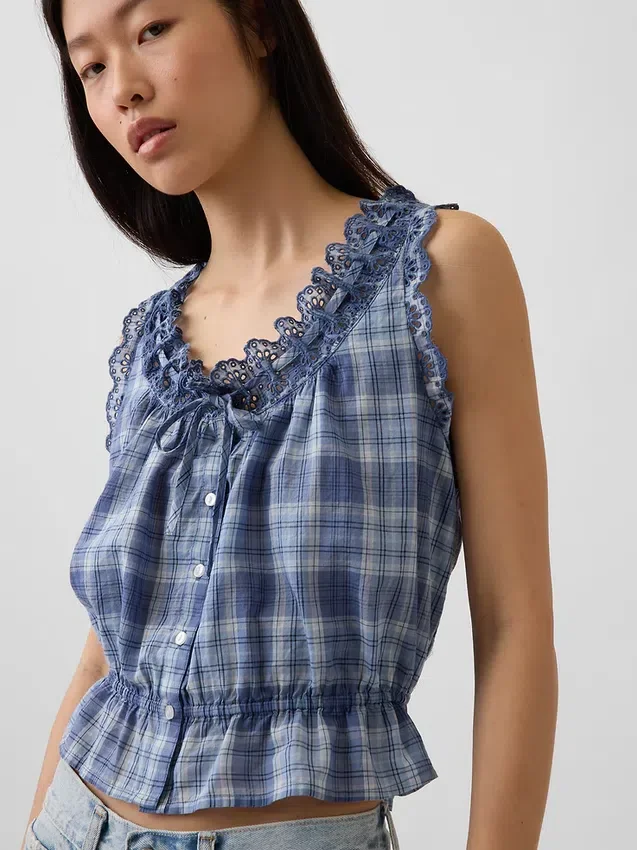 Crop-Top mit Peplum und Ösen-Bindeband vorne