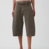 Culotte-Hose mit mittlerer Leibhöhe und Gürtel