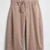 Culotte-Hose mit mittlerer Leibhöhe und Gürtel